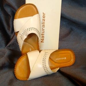 Naturalizer Sandal